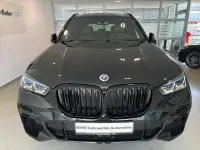 Gebraucht BMW X5 M Sport 530 PS (389 kW) 2023 Black sapphire metallic SUV