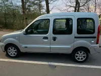 Używany Renault Kangoo 102 KM (75 kW) 2007 Srebrny Minivan