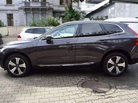Gebraucht Volvo XC60 Plus 398 PS (292 kW) 2025 Platinum grey / metallic SUV