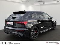 Gebraucht Audi RS3 Sportback Ambiente 400 PS (294 kW) 2023 Mythosschwarz metallic Kleinwagen