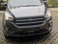 Gebraucht Ford Kuga ST-Line 150 PS (110 kW) 2017 Silber SUV