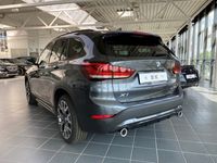 gebraucht BMW X1 sDrive 20 d Sport Line Leder LED Navi El. Heckklappe SHZ PDC Sportsitze