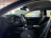 Gebraucht Ford Focus Active X 155 PS (114 kW) 2023 Obsidianschwarz metallic Kombi