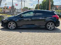 Gebraucht Ford Focus ST 250 PS (183 kW) 2013 Schwarz Limousine