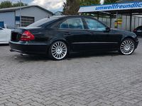 Gebraucht Mercedes E500 306 PS (225 kW) 2002 Andere farben Limousine