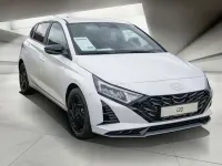 Gebraucht Hyundai i20 Blackline 90 PS (66 kW) 2026 Weiß Kleinwagen