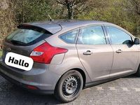 Gebraucht Ford Focus Trend 125 PS (91 kW) 2013 Braun Kleinwagen