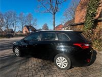 Gebraucht Hyundai i30 110 PS (80 kW) 2015 Schwarz Kombi