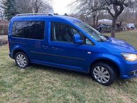 Gebraucht VW Caddy Highline 140 PS (102 kW) 2014 Blau Van / Kleinbus