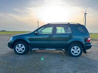 Gebraucht Mercedes ML270 163 PS (119 kW) 2004 Grün SUV
