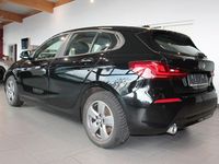 Gebraucht BMW 118 Advantage 136 PS (100 kW) 2022 Schwarz Kleinwagen