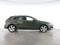 Gebraucht Audi A3 Advanced Plus 116 PS (85 kW) 2025 Distriktgrün metallic Limousine