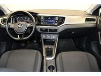 Gebraucht VW Polo Comfortline 90 PS (66 kW) 2019 Uranograu Limousine
