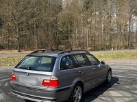 Gebraucht BMW 320 150 PS (110 kW) 2004 Silber Kombi