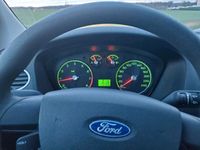 gebraucht Ford Focus 1,6 Ambiente Ambiente