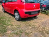 Gebraucht Fiat Punto 77 PS (56 kW) 2011 Rot Kleinwagen