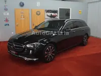 Gebraucht Mercedes E220 194 PS (142 kW) 2021 Schwarz Limousine