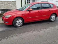 Używany Mazda 3 Active 105 KM (77 kW) 2006 Czerwony Sedan/Limuzyna