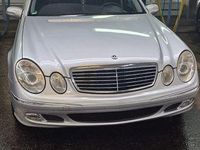 Gebraucht Mercedes E240 Elegance 177 PS (130 kW) 2002 Silber Limousine