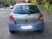 Gebraucht Toyota Yaris 69 PS (50 kW) 2007 Grau Kleinwagen