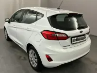 Gebraucht Ford Fiesta Cool & Connect 75 PS (55 kW) 2022 Frozen white Kleinwagen
