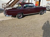 Gebraucht Mercedes W111 150 PS (110 kW) 1966 Violet Coupé