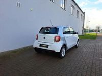 Gebraucht Smart ForFour Passion 71 PS (52 kW) 2017 Weiß Kleinwagen