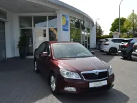Gebraucht Skoda Octavia GreenLine 105 PS (77 kW) 2009 Rot Limousine