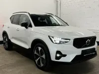 Gebraucht Volvo XC40 Plus 163 PS (119 kW) 2025 Crystal white / metallic SUV