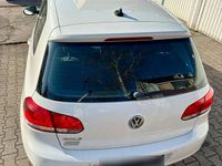 Gebraucht VW Golf VI 80 PS (58 kW) 2009 Weiß Kleinwagen