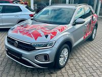 Second-hand VW T-Roc Life 150 CP (110 kW) 2023 Argintiu SUV