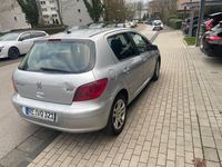 Gebraucht Peugeot 307 109 PS (80 kW) 2005 Silber Limousine