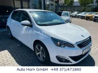 Gebraucht Peugeot 308 Allure 131 PS (96 kW) 2014 Weiß Limousine