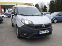 Gebraucht Fiat Doblò 101 PS (74 kW) 2018 Silber Van / Kleinbus