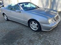 Gebraucht Mercedes CLK230 197 PS (144 kW) 2000 Silber Cabrio