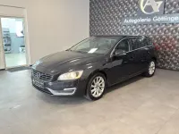 Gebraucht Volvo V60 Momentum 181 PS (133 kW) 2014 Schwarz Kombi
