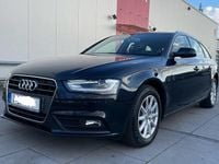 Second-hand Audi A4 Attraction 120 CP (88 kW) 2013 Albastru Break