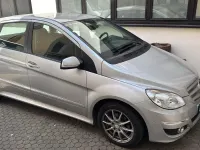 Gebraucht Mercedes B200 136 PS (100 kW) 2008 Silber Van / Kleinbus