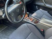 Gebraucht Mercedes E280 Elegance 204 PS (150 kW) 2001 Grau Limousine