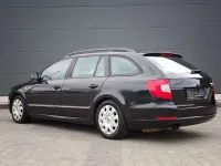 Gebraucht Skoda Superb GreenLine 200 PS (147 kW) 2012 Schwarzmagic perleffekt Kombi