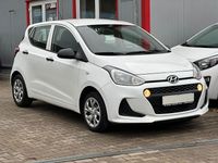 Gebraucht Hyundai i10 67 PS (49 kW) 2019 Weiß Kleinwagen