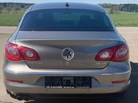 Second-hand VW Passat Basis 140 CP (102 kW) 2011 Maro Berlinǎ