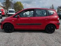 Second-hand Honda Jazz 83 CP (61 kW) 2005 Roșu Hatchback