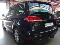 Gebraucht VW Sharan 150 PS (110 kW) 2022 Schwarz Van / Kleinbus
