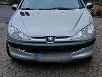 Gebraucht Peugeot 206 60 PS (44 kW) 2003 Silber Kleinwagen
