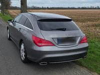 Gebraucht Mercedes CLA200 156 PS (114 kW) 2015 Grau Kombi