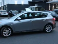 Gebraucht Mazda 3 Exclusive-Line 116 PS (85 kW) 2010 Grau Limousine