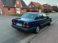 Gebraucht Mercedes 190 75 PS (55 kW) 1992 Blau Limousine