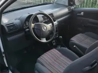 Gebraucht VW Polo 55 PS (40 kW) 2010 Weiß Kleinwagen