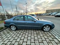 Gebraucht Mercedes E320 224 PS (164 kW) 2003 Blau Limousine